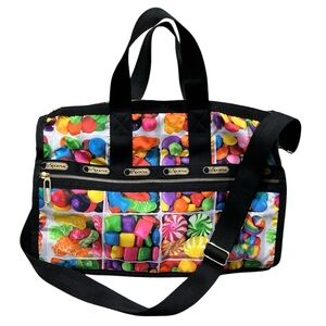 NWOT Lesportsac Dylan’s candy bar crossbody Bag multicolor